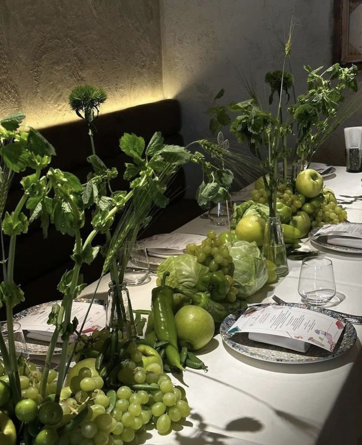 Hydroponic Garden Holiday Party: Host the Perfect Winter Gathering